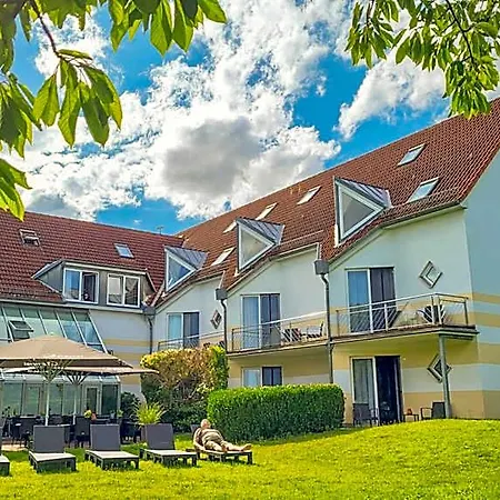 Inselhotel Kleiner Bodden Hotel 3*