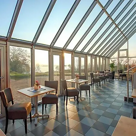 Inselhotel Kleiner Bodden